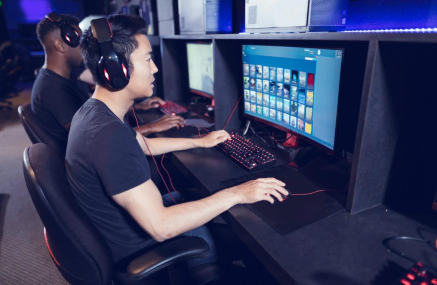 Estudio de transmisión de esports en acción
